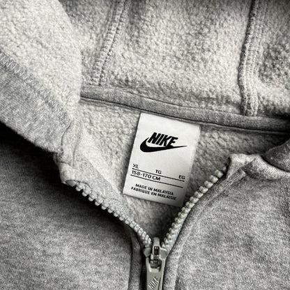Nike szürke club logo zipup hoodie