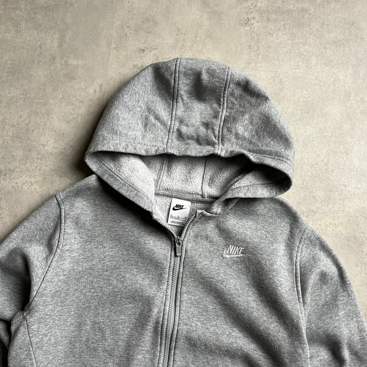 Nike szürke club logo zipup hoodie