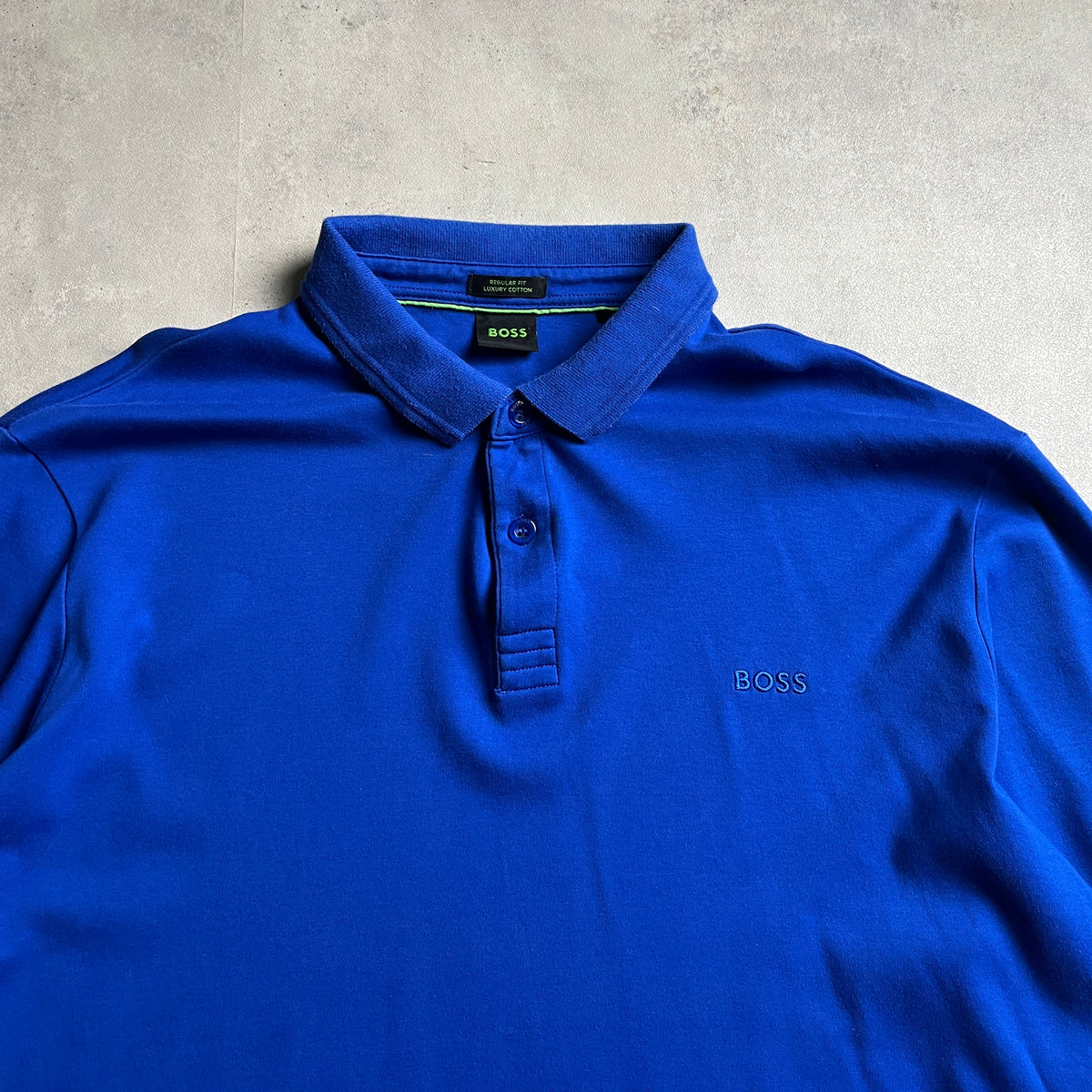 Hugo Boss kék galléros longsleeve