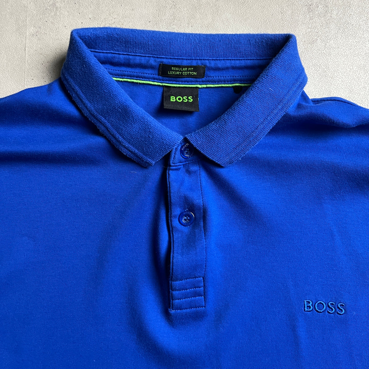 Hugo Boss kék galléros longsleeve