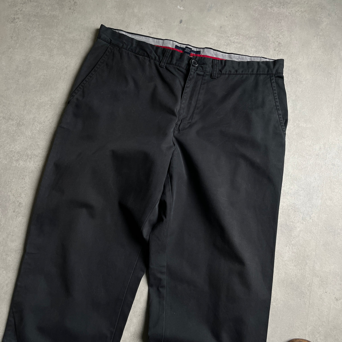 Tommy Hilfiger fekete chinonadrág
