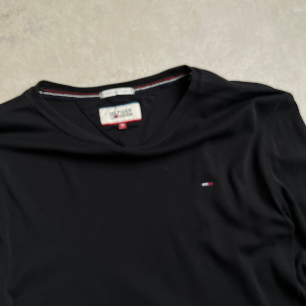 Tommy Jeans fekete longsleeve