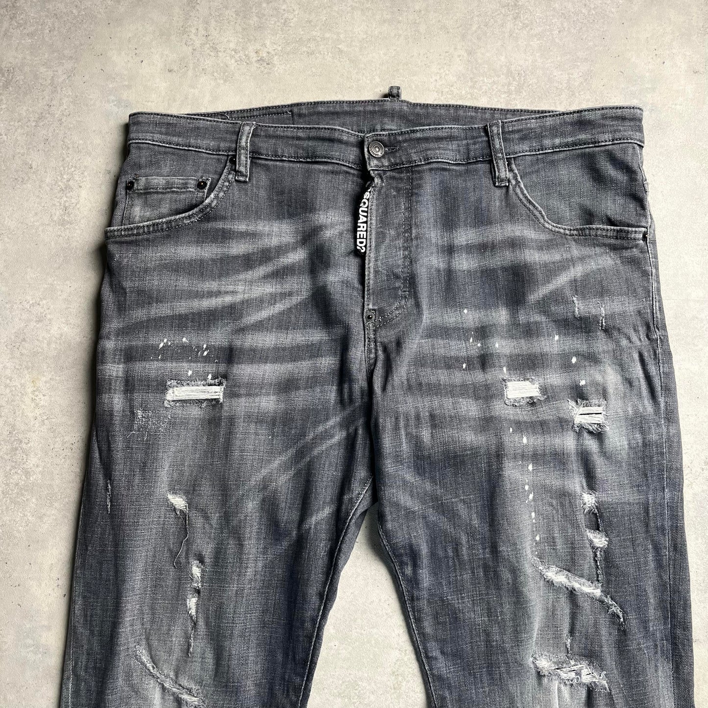 Dsquared2 szürke szaggatott farmernadrág