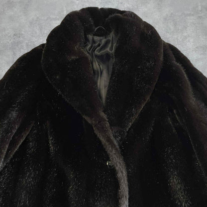 Univerzál Keszthely vintage szőrmés kabát