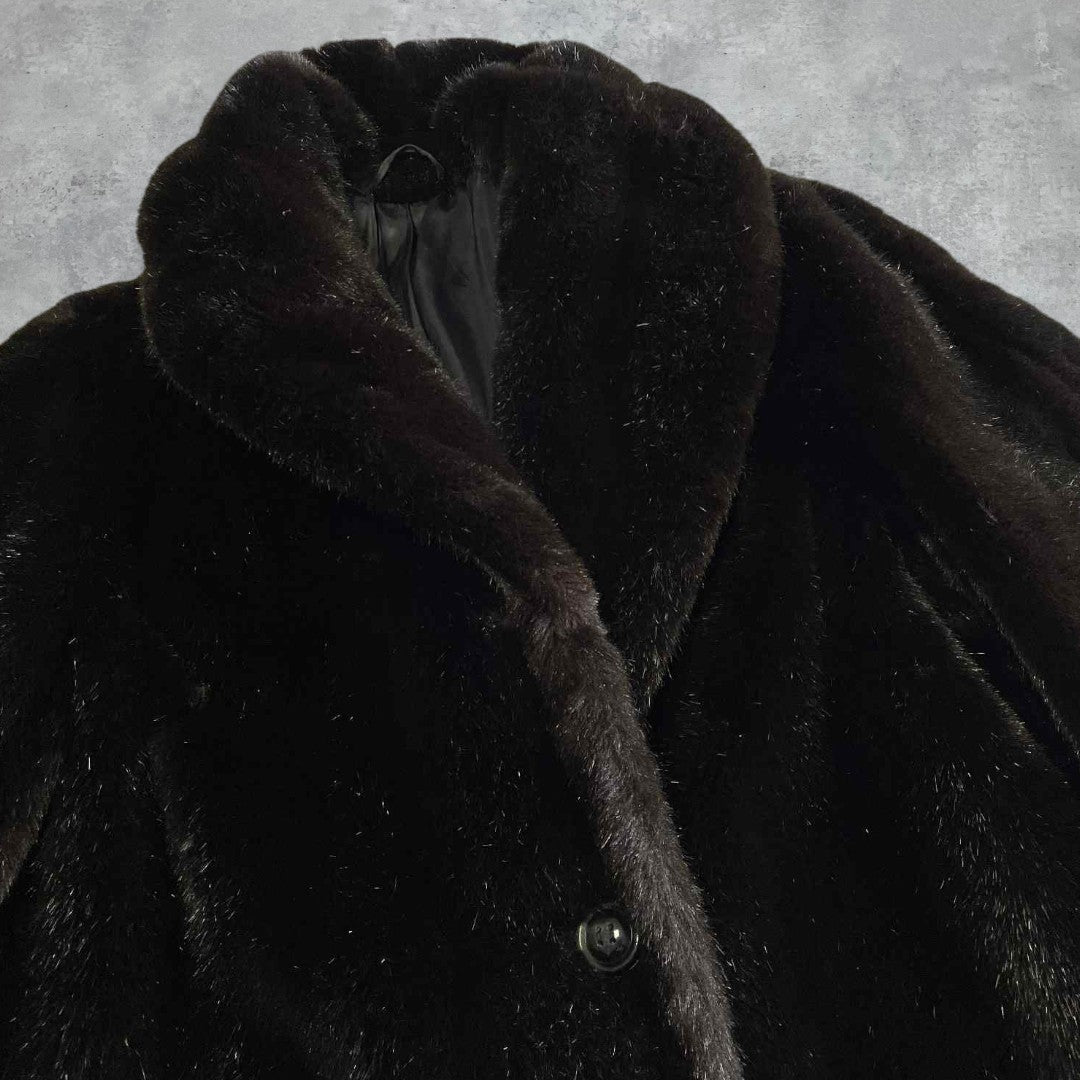 Univerzál Keszthely vintage szőrmés kabát