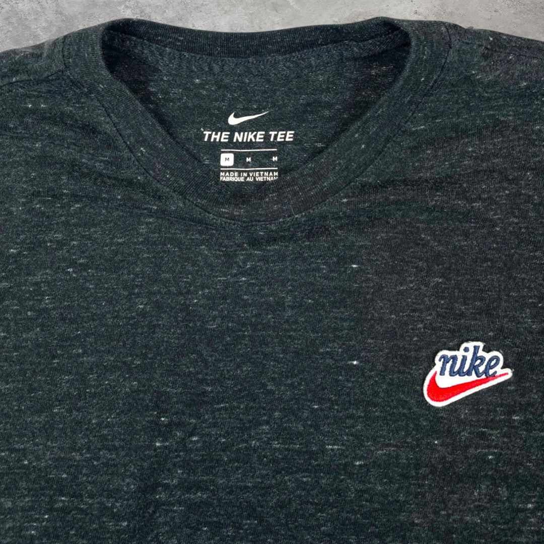 Nike small logo póló