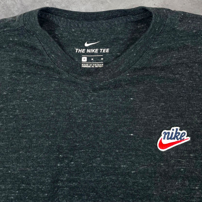 Nike small logo póló